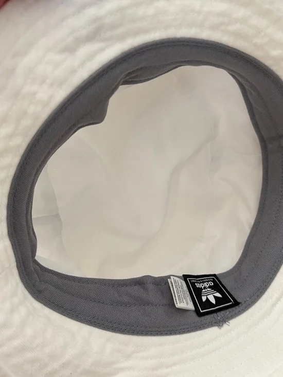 adidas White Bucket Hat with Black Trefoil Logo - Picture 4 of 8